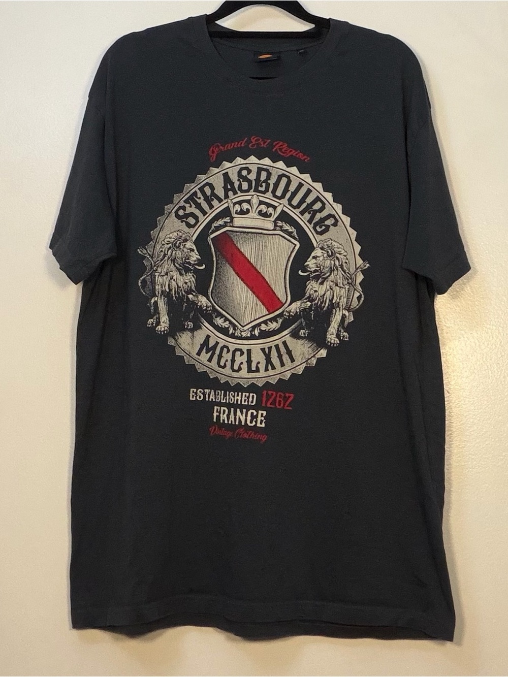 Strasbourg Crest Graphic Short Sleeve Tee - Black